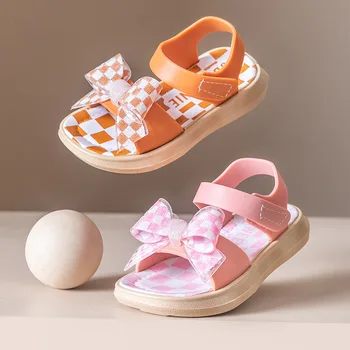 Летни детски модни сандали в клетката за момичета в различни цветове с лък, скъпа нескользящая плажната обувки, удобни меки детски сандали с отворени пръсти